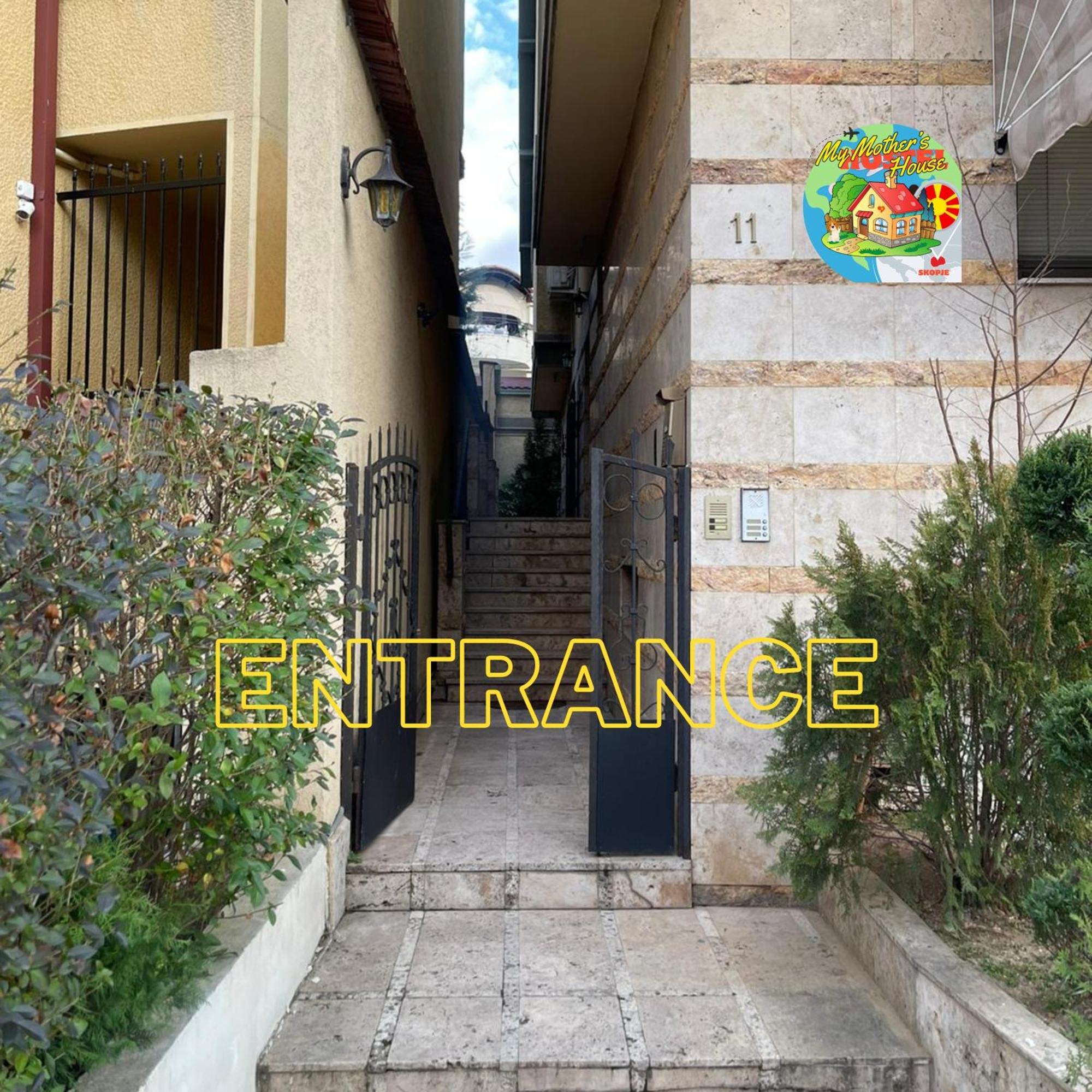 My Mother'S House Hostel Skopje Exterior photo